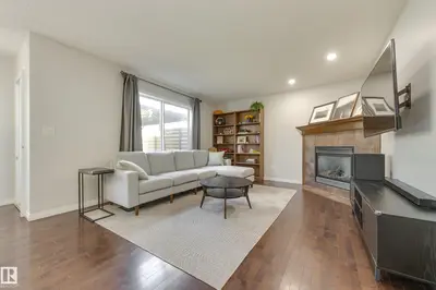 Interior photo 1 of 1305 MCALLISTER WY SW