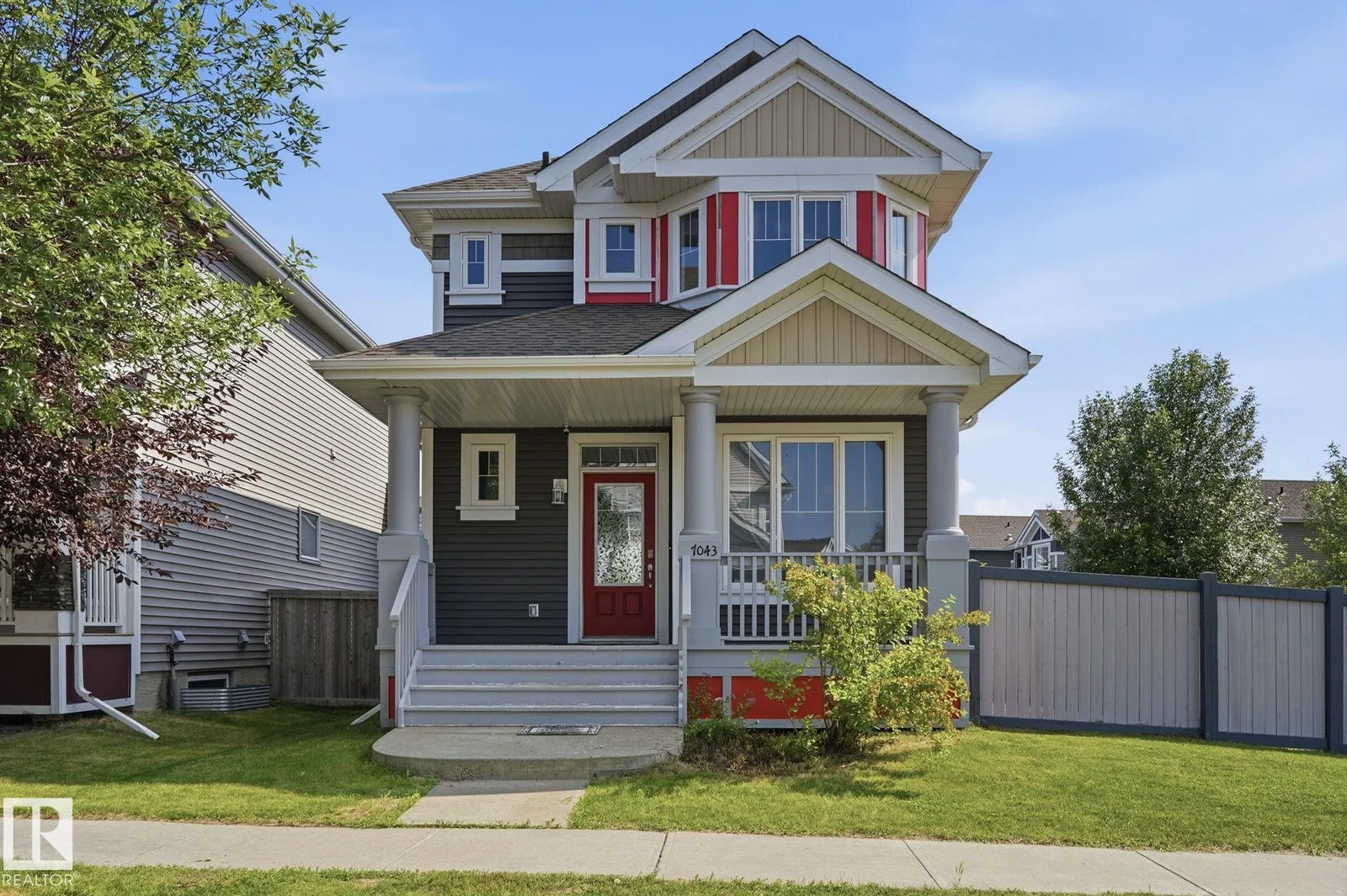 7043 22 AV SW, Edmonton