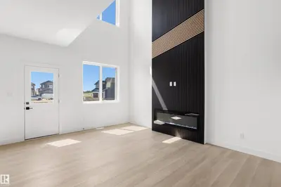 Interior photo 2 of 815 158 AV NE