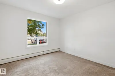 Interior photo 4 of #1102 7339 SOUTH TERWILLEGAR DR NW
