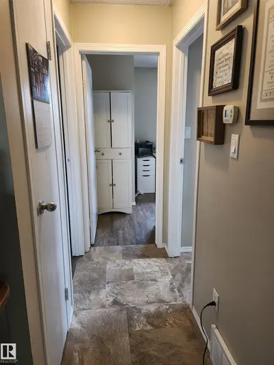 Interior photo 3 of 4806 52 AV