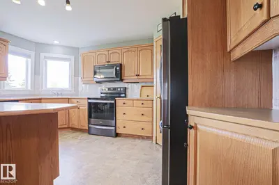 Interior photo 2 of #350 50512 RGE RD 245