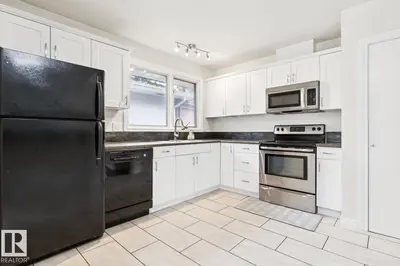 Interior photo 3 of 8709 164A ST NW