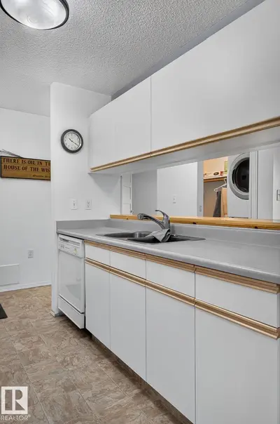 Interior photo 4 of #414 10636 120 ST NW