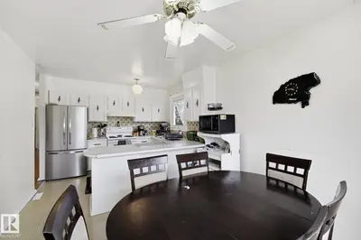 Interior photo 3 of 1315 Knottwood RD E NW