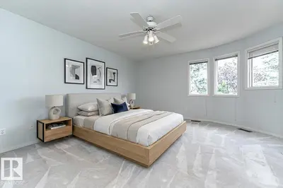 Interior photo 4 of 300 FERRIS WY NW