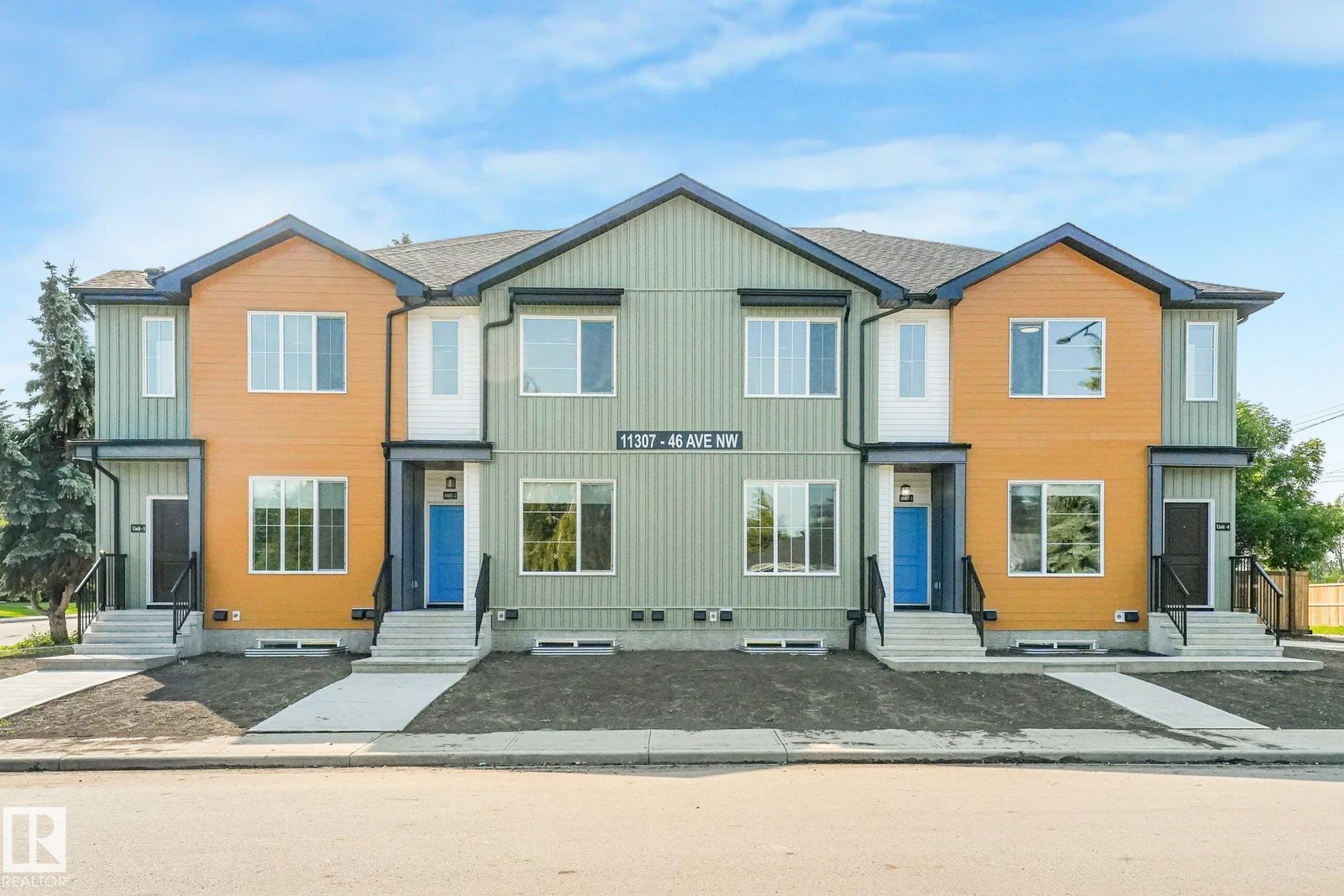 11307 46 AV NW, Edmonton - 5 bedroom Quadruplex for sale