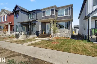 Interior photo 1 of 5745 HAWTHORN CM SW