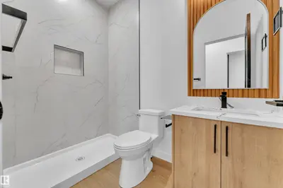 Interior photo 3 of 8 ELDRIDGE PT