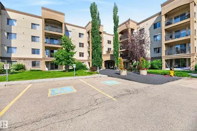 Interior photo 1 of #425 400 PALISADES WY