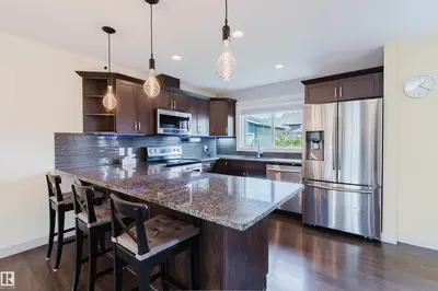 Interior photo 4 of 6717 ELSTON LN NW