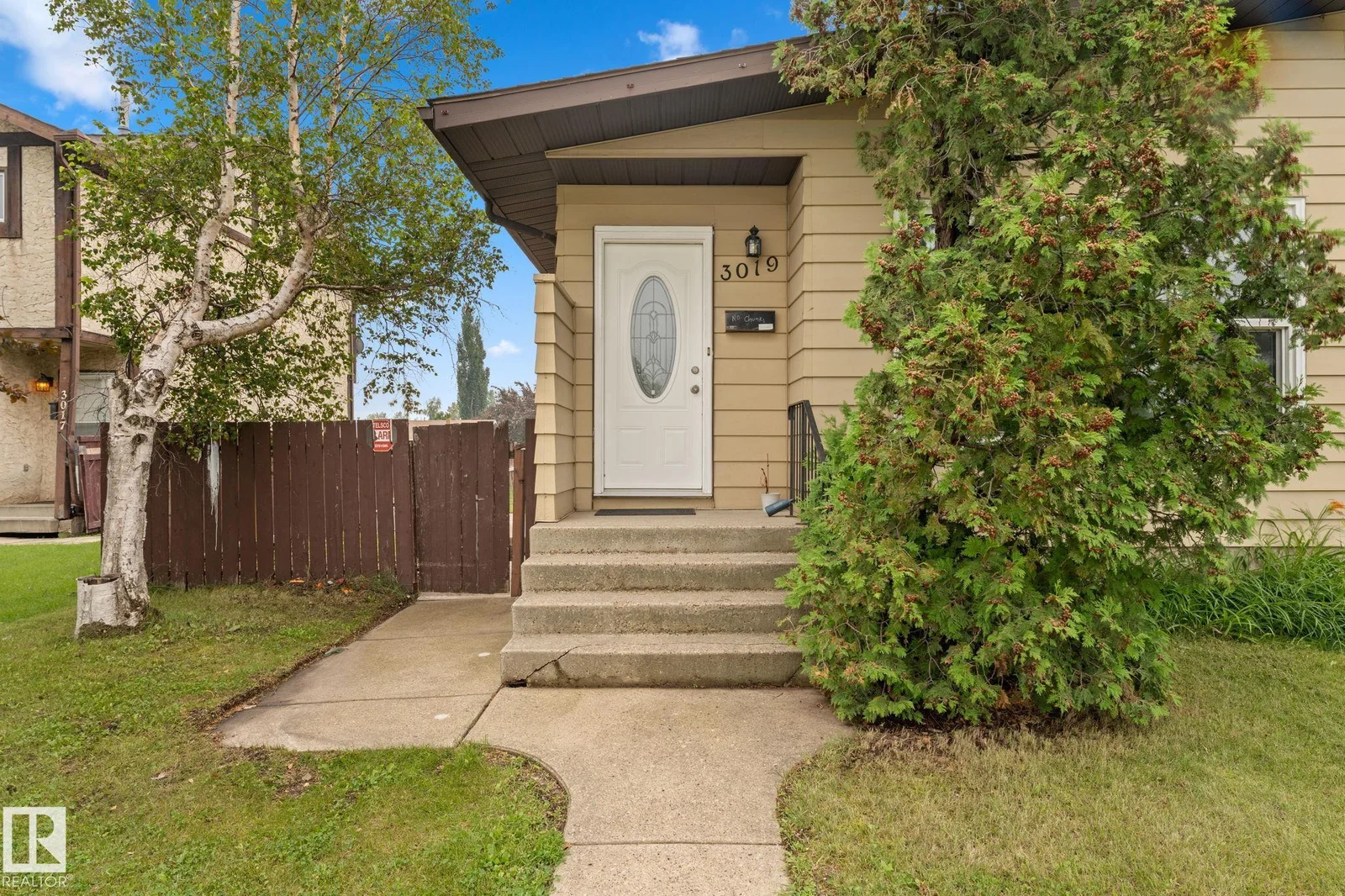 3019 139 AV NW NW, Edmonton - 5 bedroom Duplex for sale
