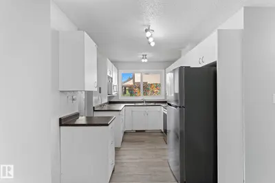 Interior photo 2 of 3019 139 AV NW NW