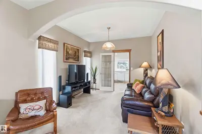 Interior photo 3 of 1080 WEDGEWOOD BV NW