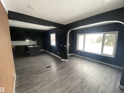 Interior photo 4 of 5015 52 AV