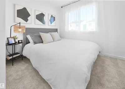 Interior photo 3 of 646 Uplands DR NW