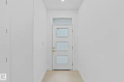 Interior photo 3 of 8423 MAYDAY LINK LI SW