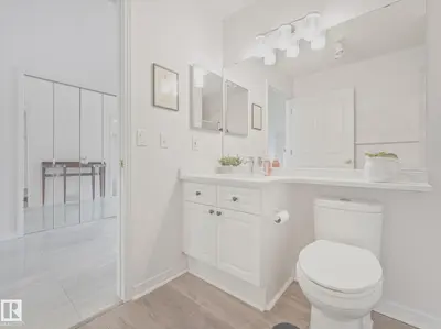 Interior photo 4 of 1217 115A ST NW