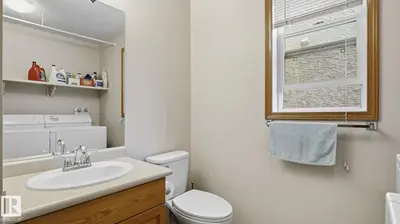 Interior photo 2 of 125 DECHENE RD NW