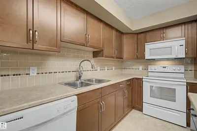 Interior photo 3 of #215 4450 MCCRAE AV NW