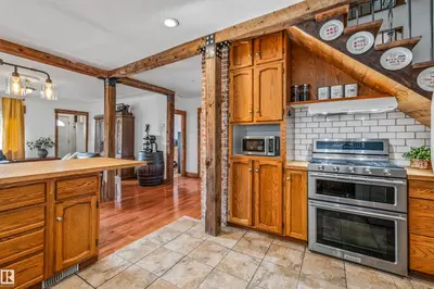 Interior photo 2 of 4917 50 ST