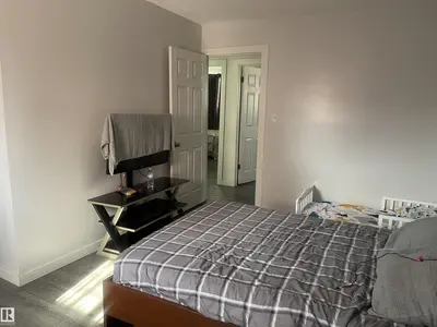 Interior photo 4 of 3221 132A AV NW