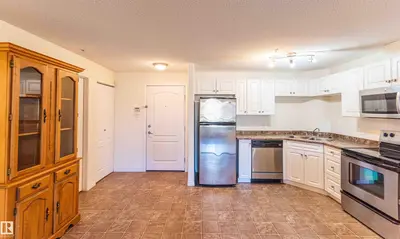 Interior photo 1 of #1111 7339 SOUTH TERWILLEGAR DR NW