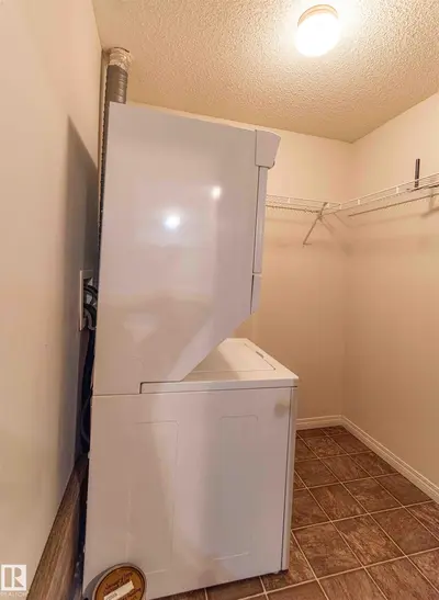 Interior photo 4 of #1111 7339 SOUTH TERWILLEGAR DR NW