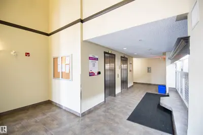 Interior photo 4 of #6125 7331 SOUTH TERWILLEGAR DR NW