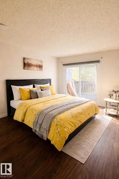 Interior photo 4 of 5303 21 AV NW