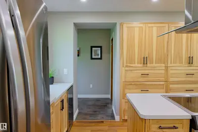 Interior photo 4 of 4314 Twp Rd 610