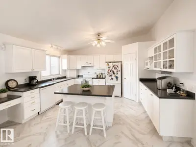 Interior photo 4 of 4106 39A ST