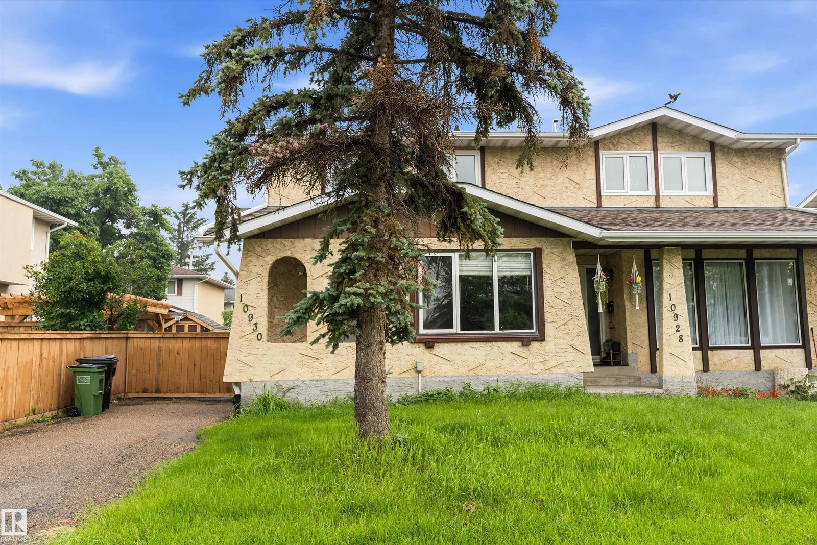 10930 BEAUMARIS RD NW, Edmonton - 3 bedroom Duplex for sale