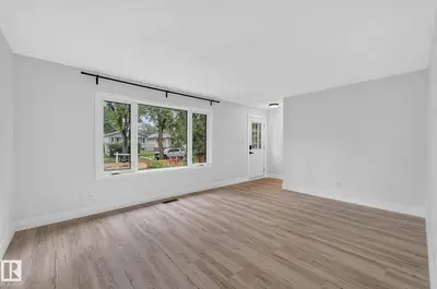 Interior photo 3 of 9258 91 ST NW