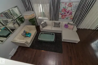 Interior photo 4 of 819 113A ST NW