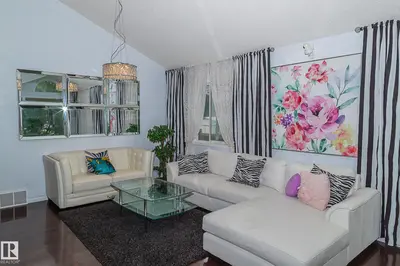Interior photo 2 of 819 113A ST NW