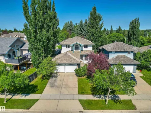 6 OAKRIDGE DR S, St. Albert - $525,000