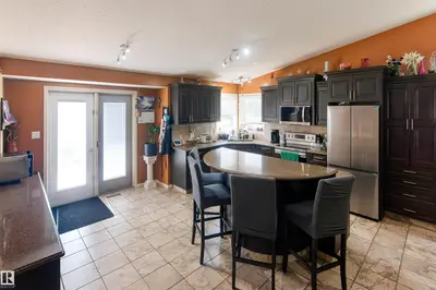Interior photo 3 of 4126 40 AV