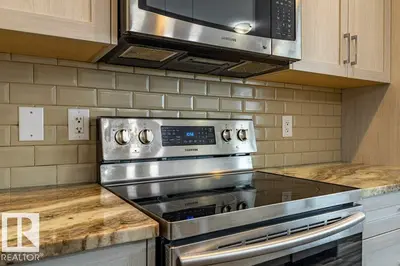 Interior photo 2 of 9372 Cooper BN SW SW