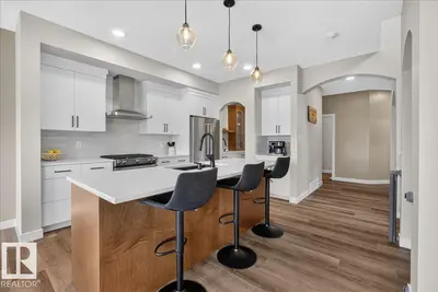 Interior photo 3 of 347 Bluff Cove