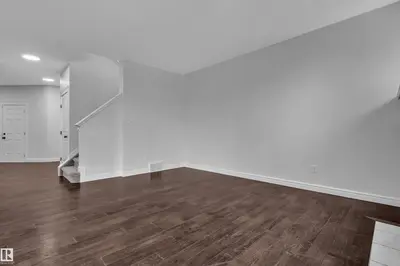 Interior photo 3 of 1303 29 ST NW