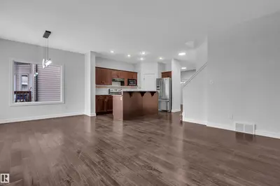 Interior photo 4 of 1303 29 ST NW