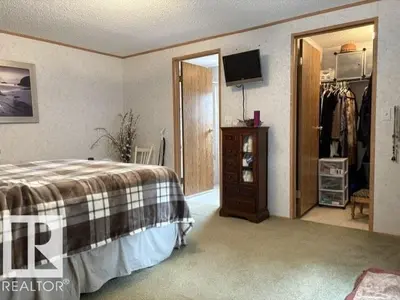 Interior photo 2 of #67 9501 104A AV