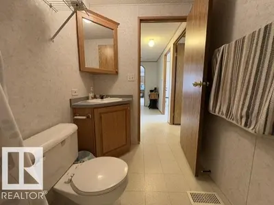 Interior photo 4 of #67 9501 104A AV