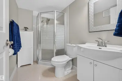 Interior photo 2 of #302 11020 19 AV NW