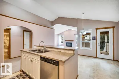Interior photo 2 of 4051 33 ST NW