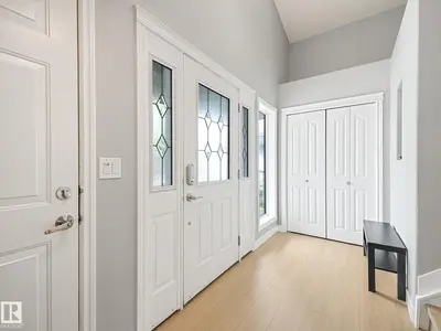 Interior photo 3 of 4115 58 ST