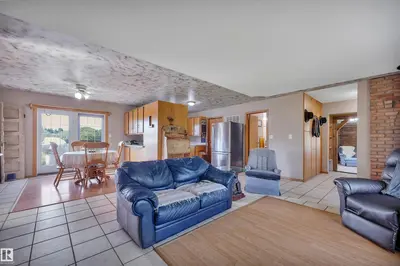 Interior photo 4 of #266 52110 RGE ROAD 214