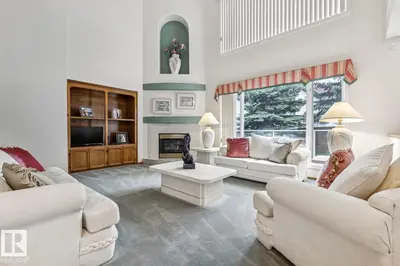 Interior photo 4 of 1408 115 ST NW