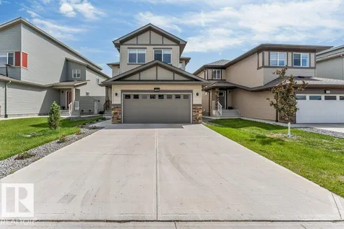 403 35 AV NW, Edmonton - $639,900
